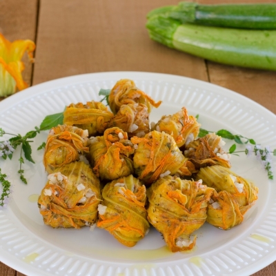 ZEYTİNYAĞLI KABAK ÇİÇEĞİ DOLMASI